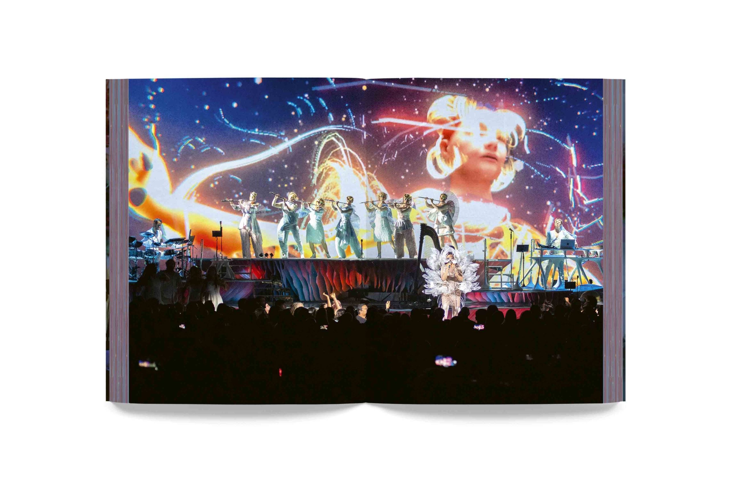 ビョーク　コーニュコピア：ザ・ブック Björk - Cornucopia Book – Björk Official Store